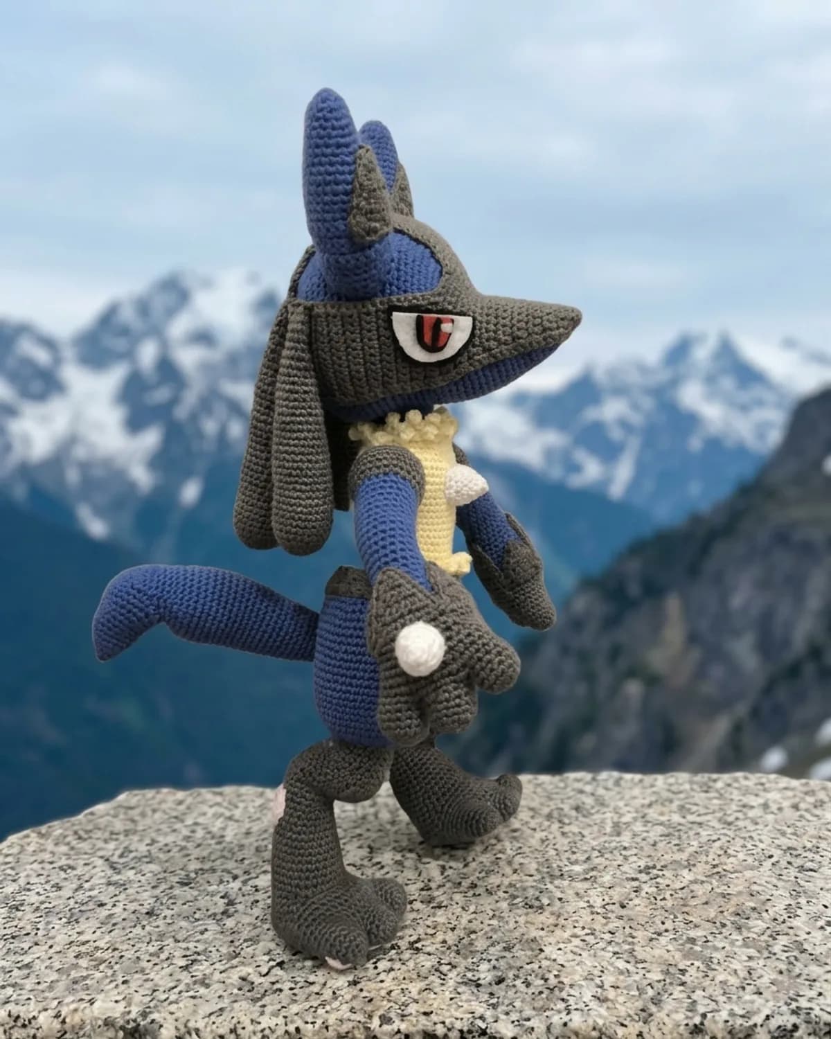 Lucario — miniatura 2