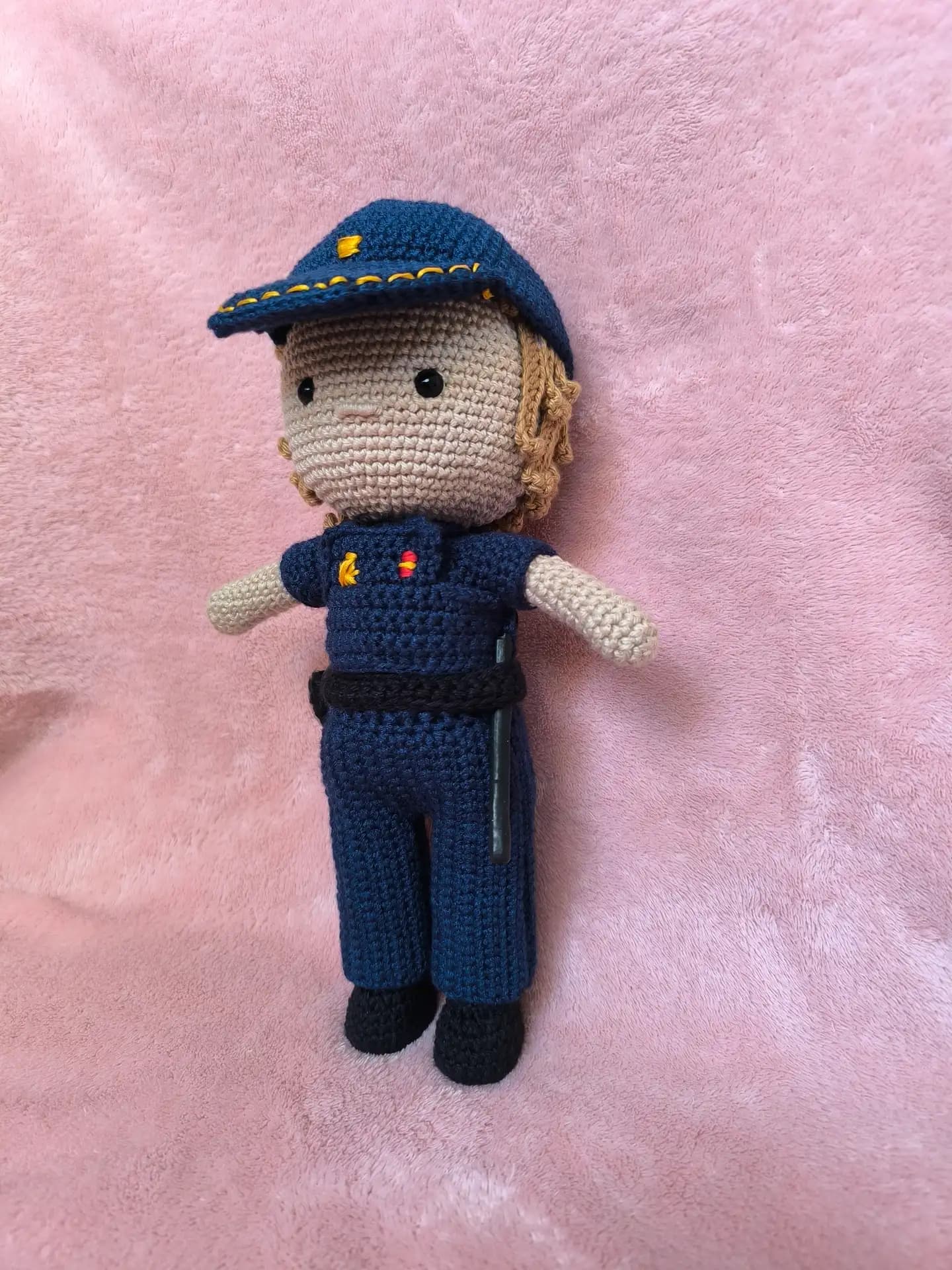 Amigurumi policía — miniatura 7